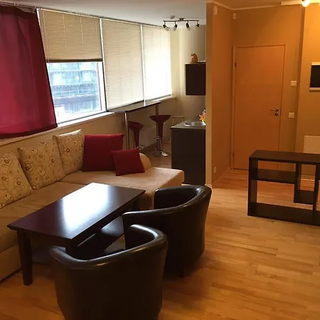 Viru Vaeljak 6 * Reval